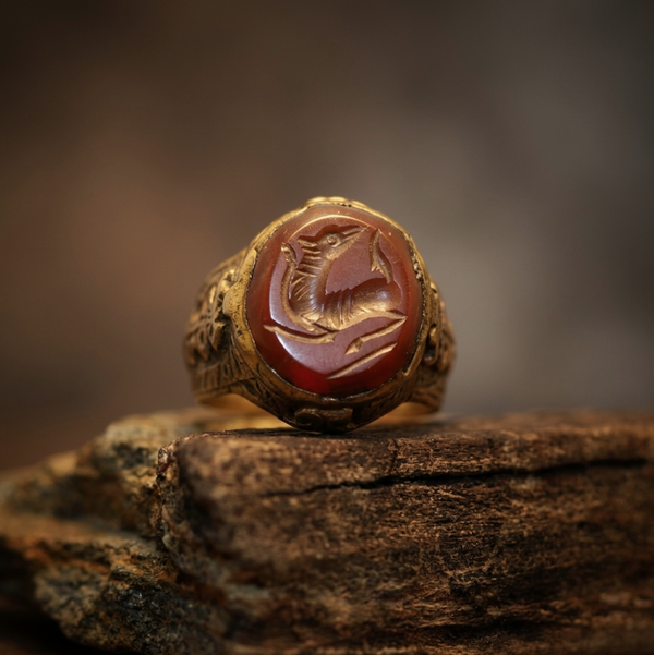 Attributed Qajar-Era Persian Signet Ring with Honey-Red Intaglio, Approx. US Size 9–9.25 | انگشتر مُهری منسوب به دوره قاجار با نگین سرخ‌عسلی